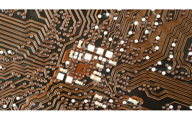 你常用哪种软件画原理图和PCB？